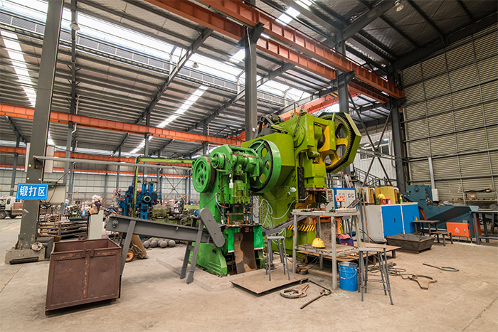 扬中网架配件-锥头加工车间